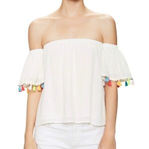 Marabelle Pom Pom top XS NWOT